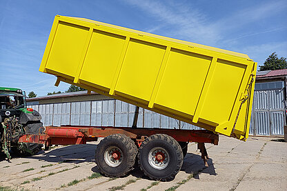 Landwirtschaftlicher Anhänger Landwirtschaftlicher Anhänger